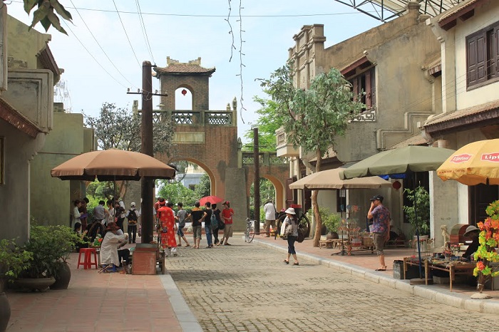 Khu phố cổ Thiên đường Bảo Sơn